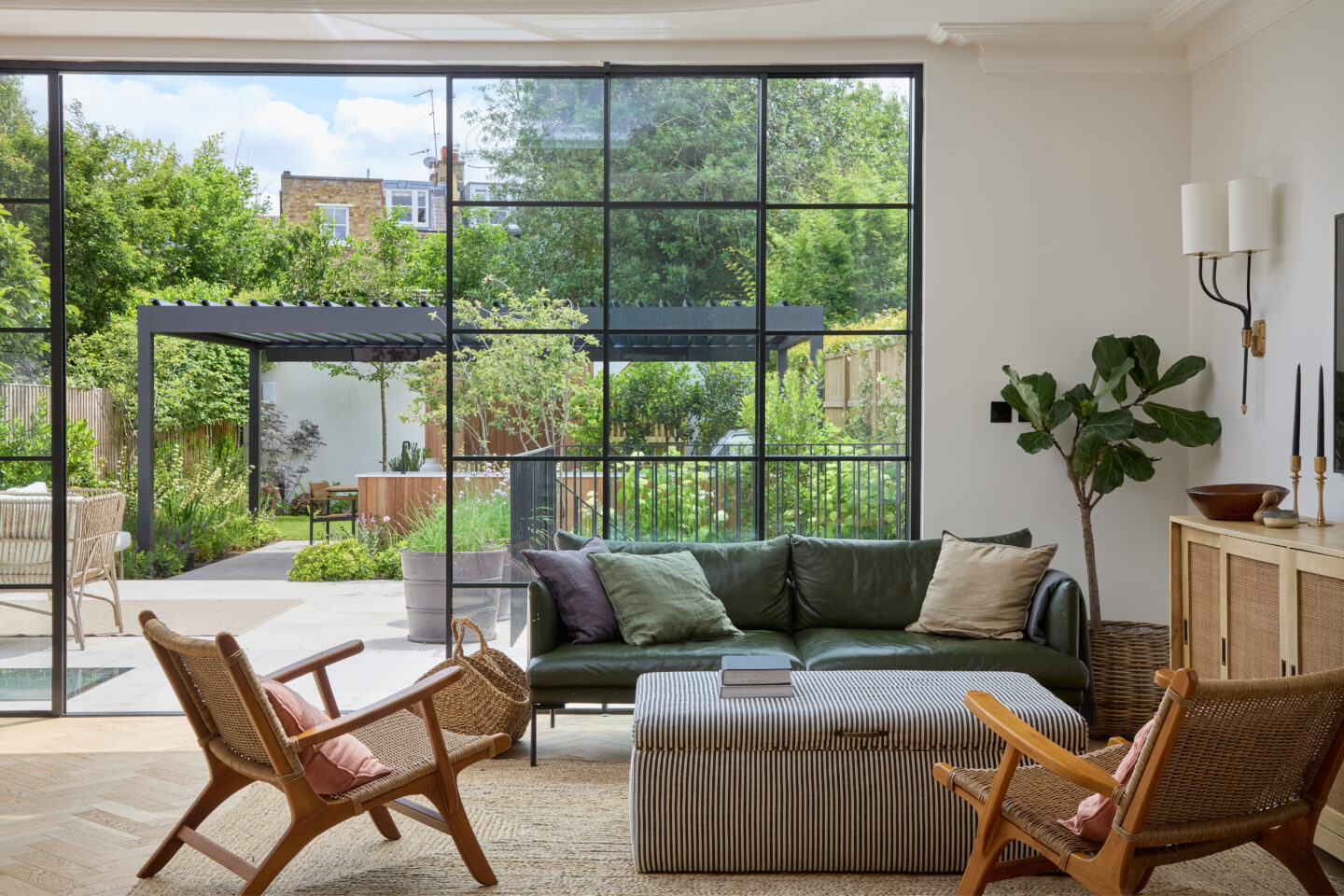 Imperfect Interiors
-3