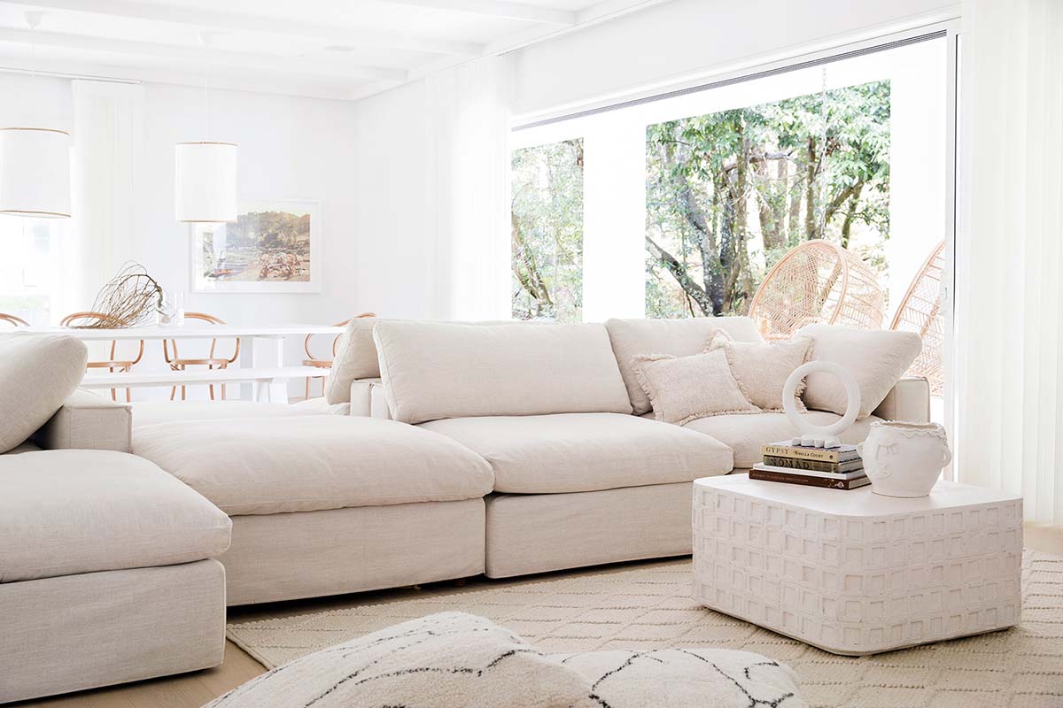 WHITE ON WHITE HOME TOUR - The Home Studio | Interior Designers-8