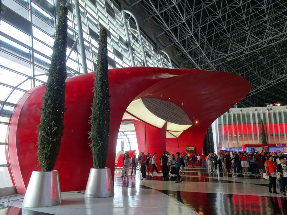 フェラーリ・ワールド・アブダビ | UAE の建築【世界建築巡り】-72