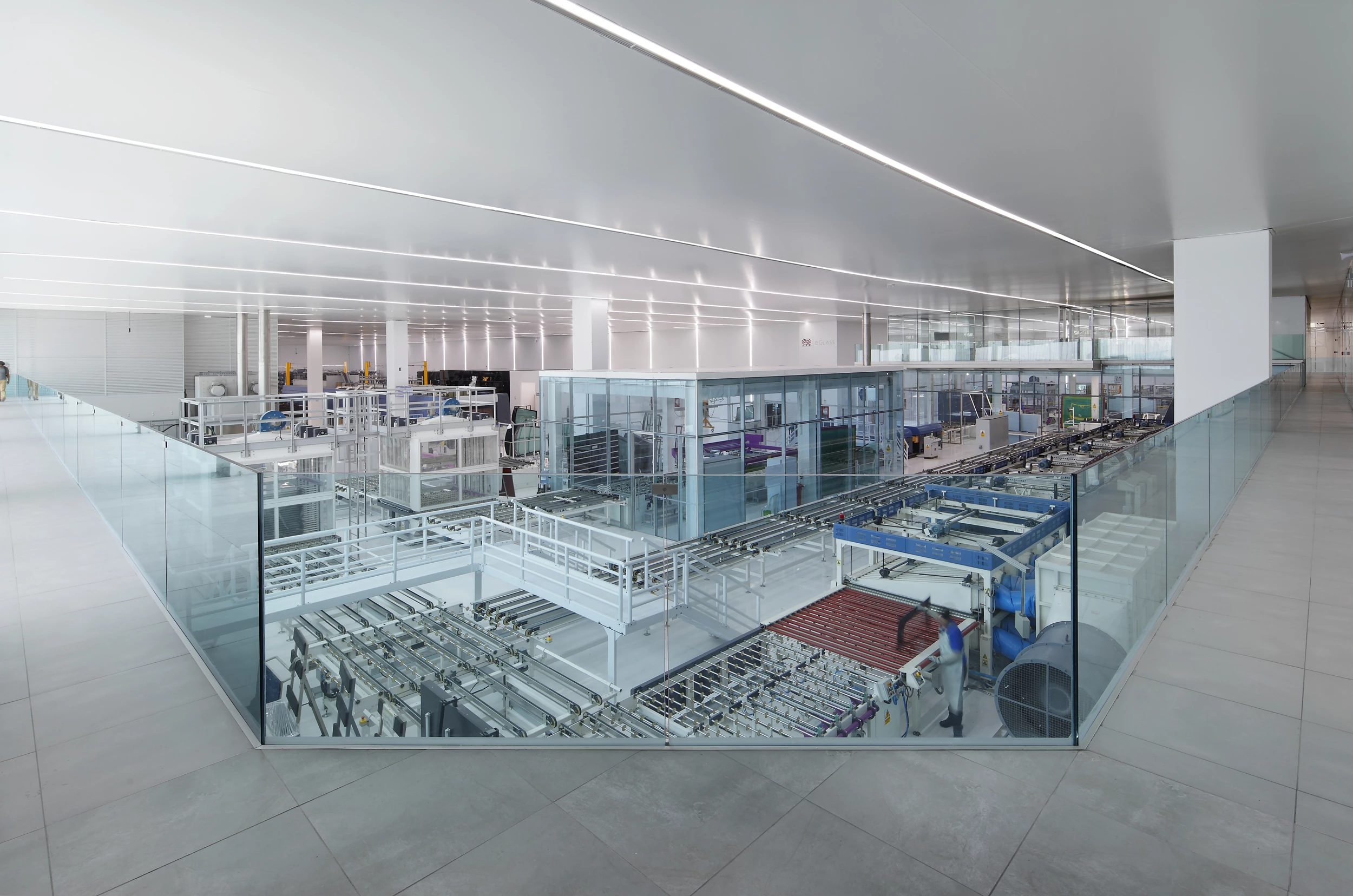 AGP eGlass 工厂与办公空间-38