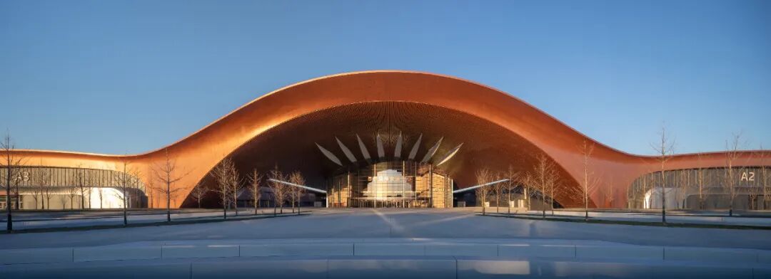 “紫金丝带”闪耀首都国际会展中心-1