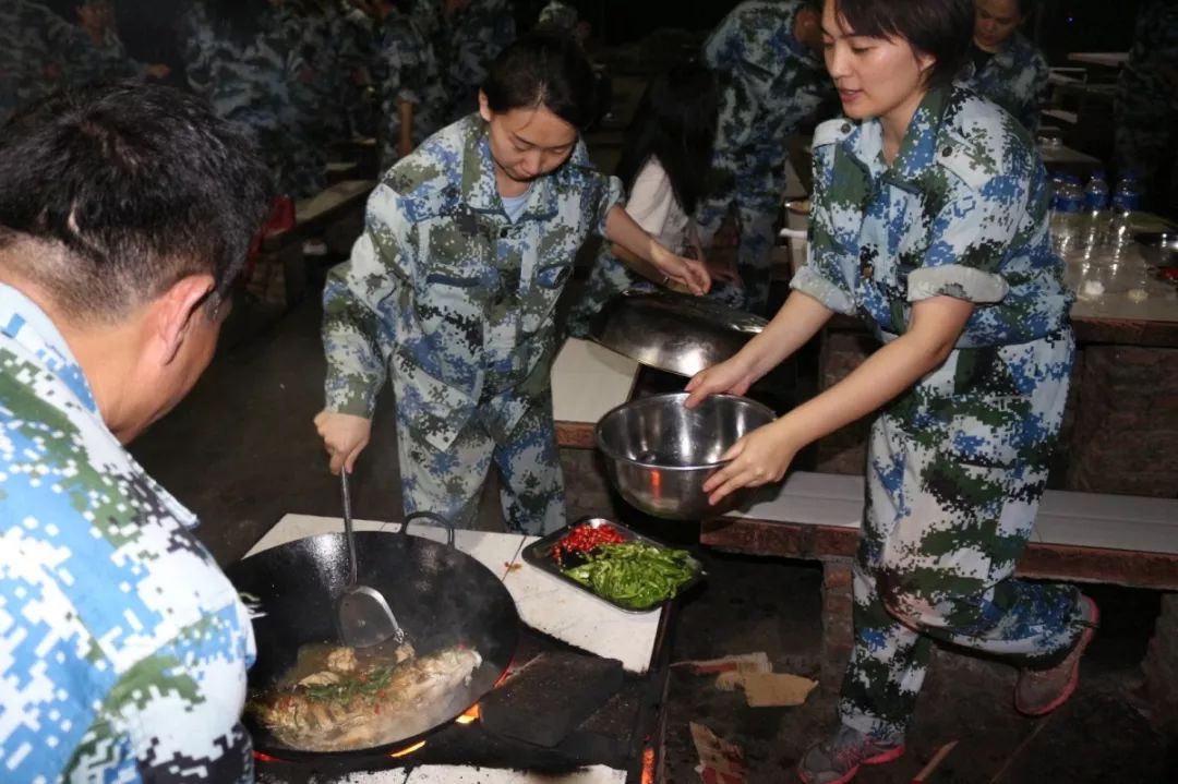 广州钛马赫别墅家装“潜能”拓展训练-80