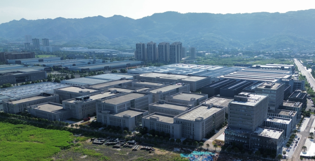 加速“金蛋”项目孵化！中建八局重庆璧山高新区专精特新产业园项目竣工-13