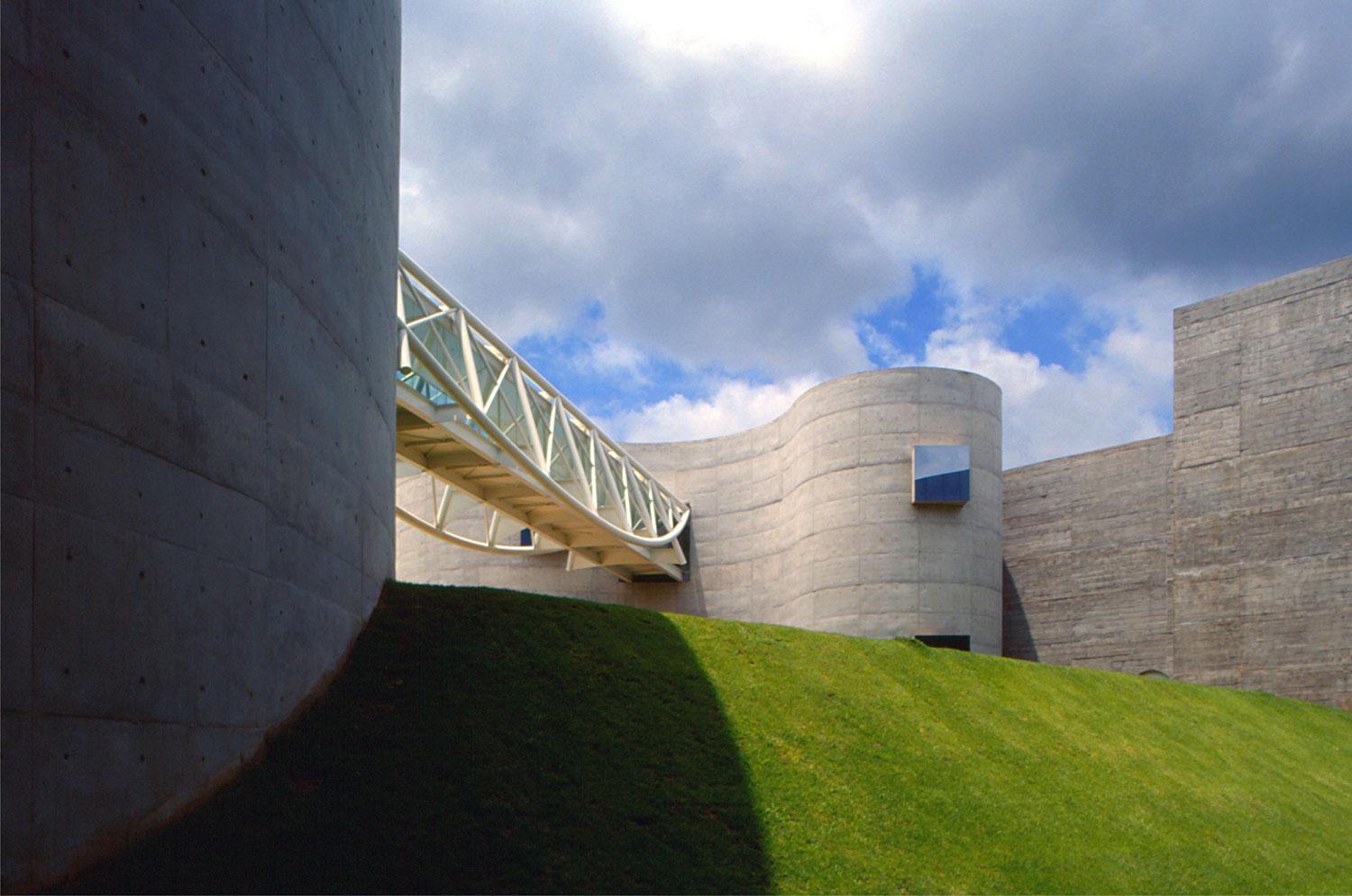 巴西 Novo Espaço Natura 工业区 | 绿色环保的现代建筑群-3