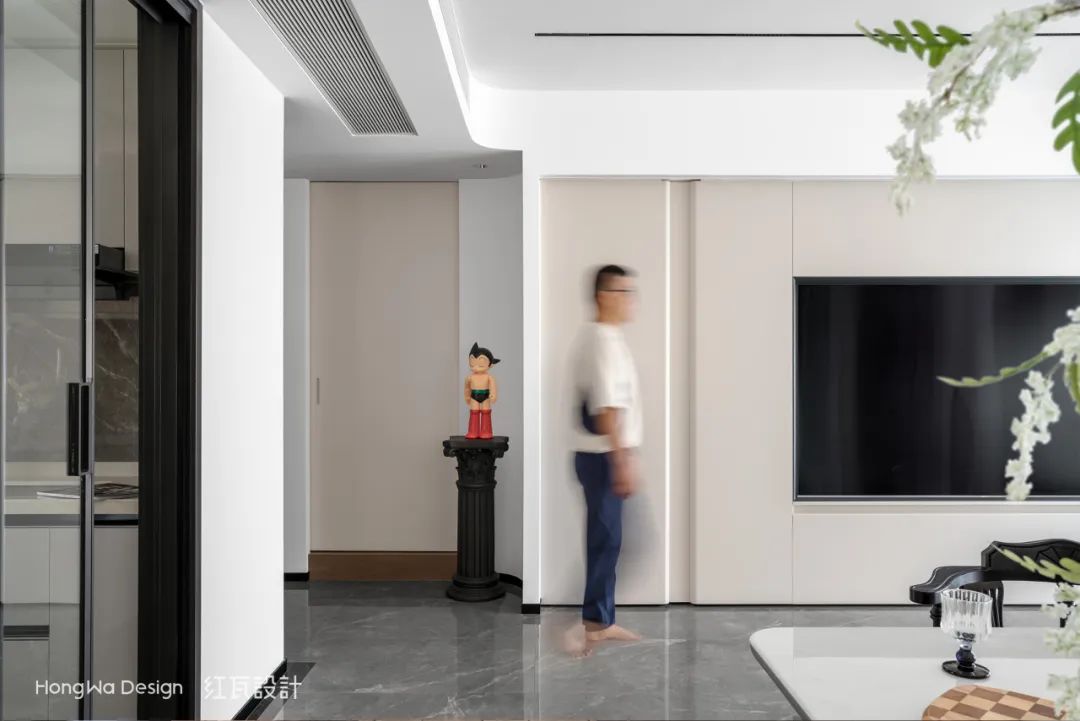 红瓦设计·实景案例丨131㎡精装改现代简约，双移门后居然暗藏玄机，这样设计多出两间房！-35