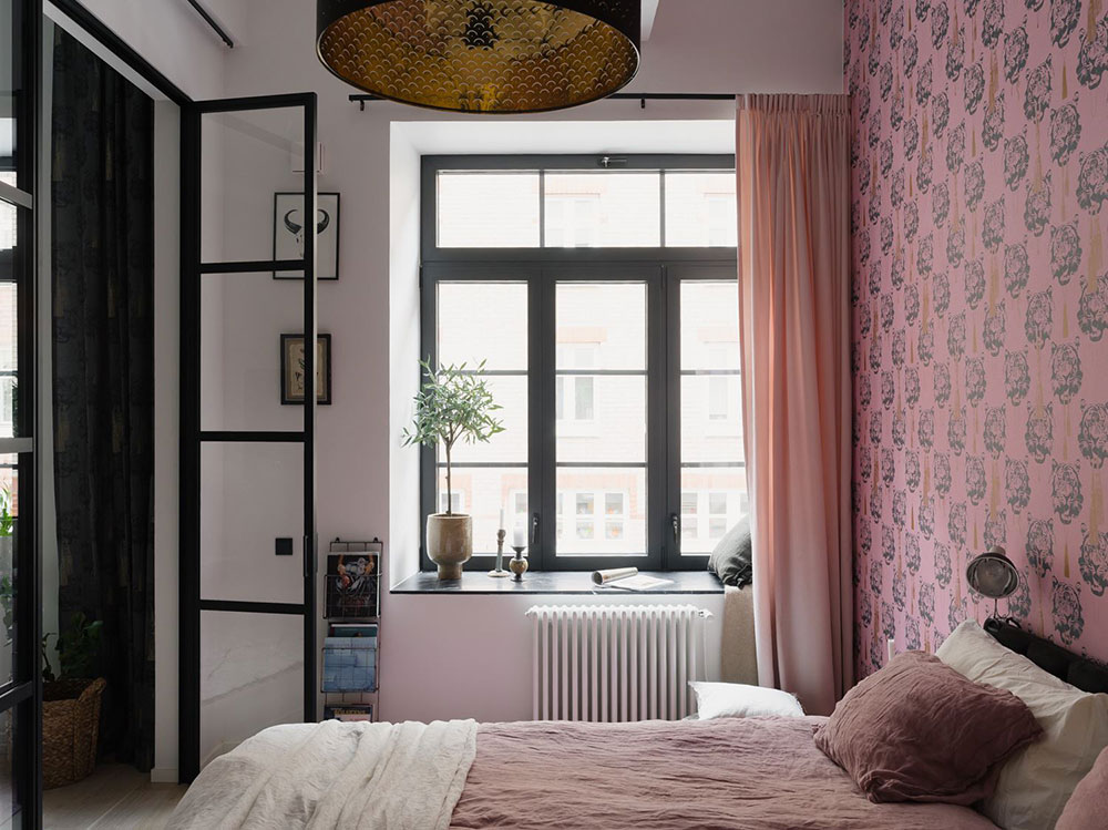 斯德哥尔摩工业风公寓的粉色卧室设计-16