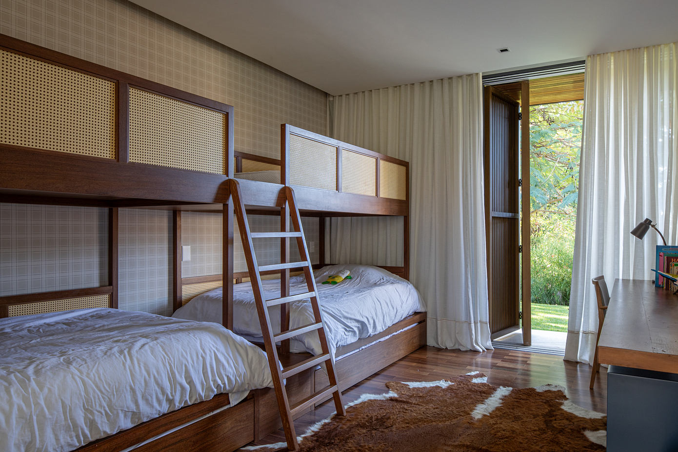 拉里萨5号公寓丨巴西圣保罗丨Gilda Meirelles-9