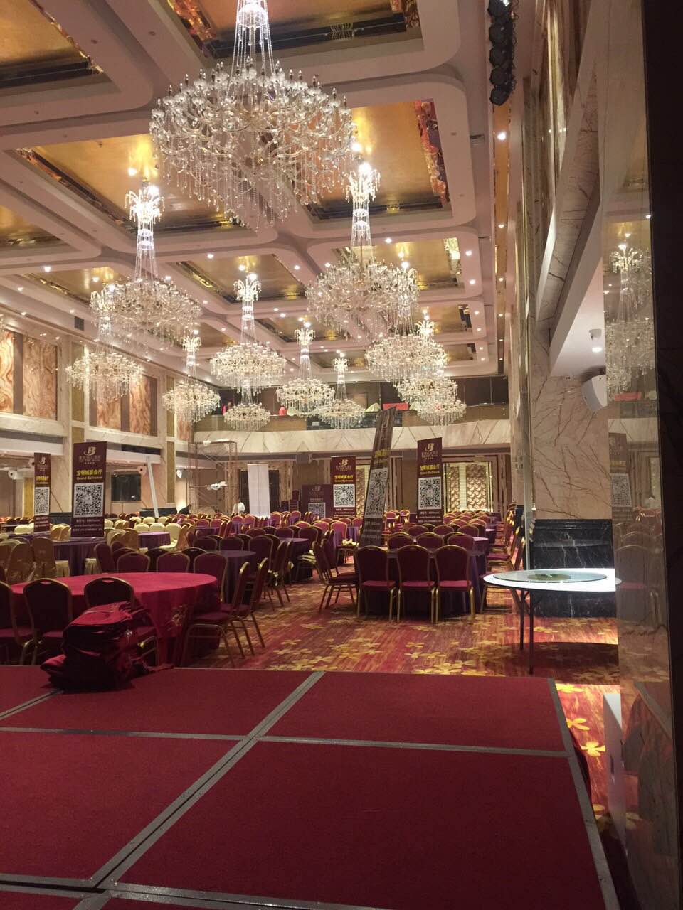 深圳宝明大酒店 | 奥毅灯饰的非标灯具定制设计-5