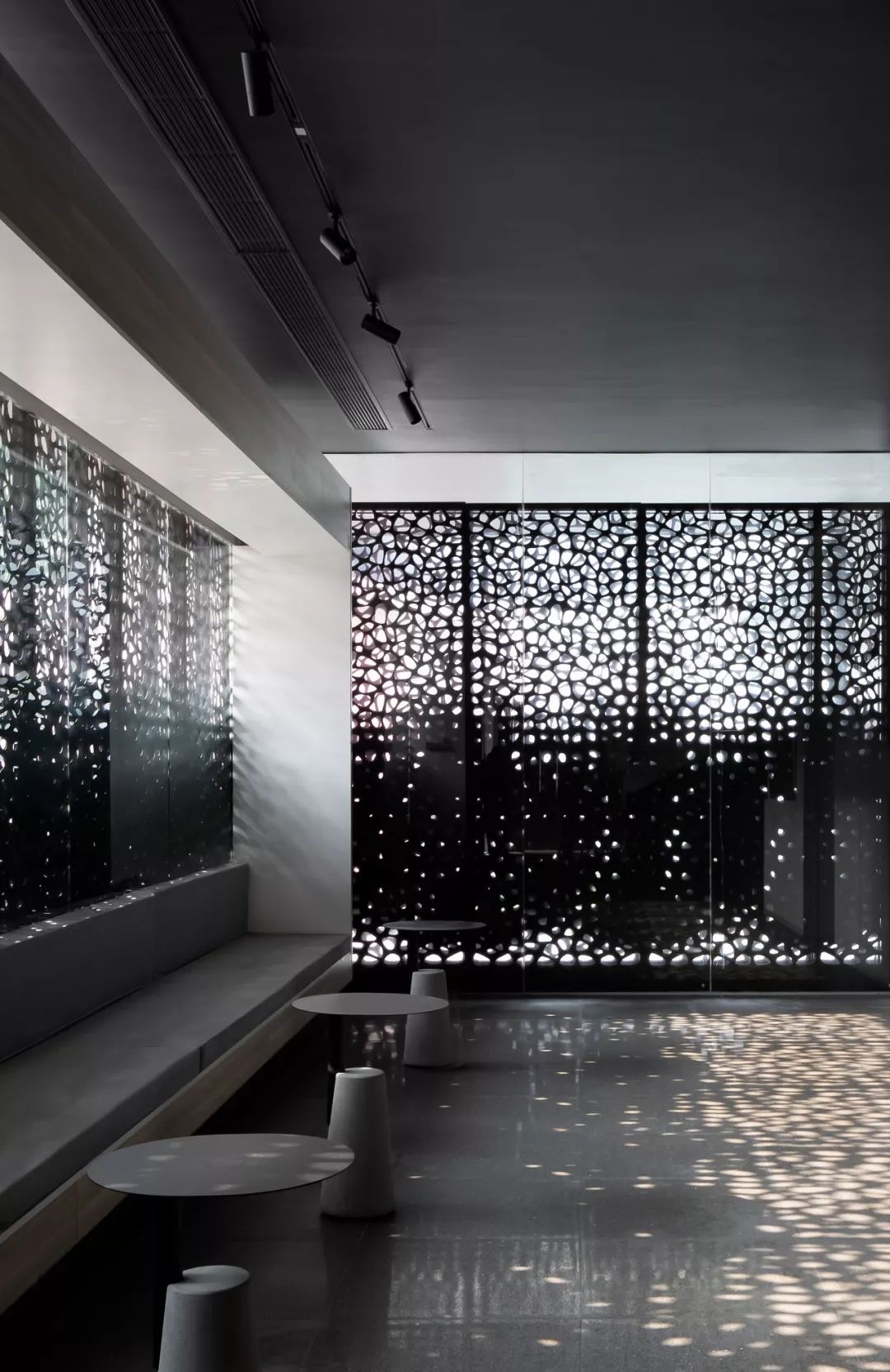 代工企业的品牌重塑,注入设计美学能量-69