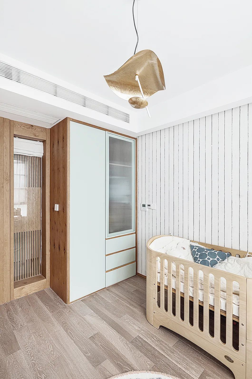 极简原木+禅意!打造通透互动的舒适家居空间-26