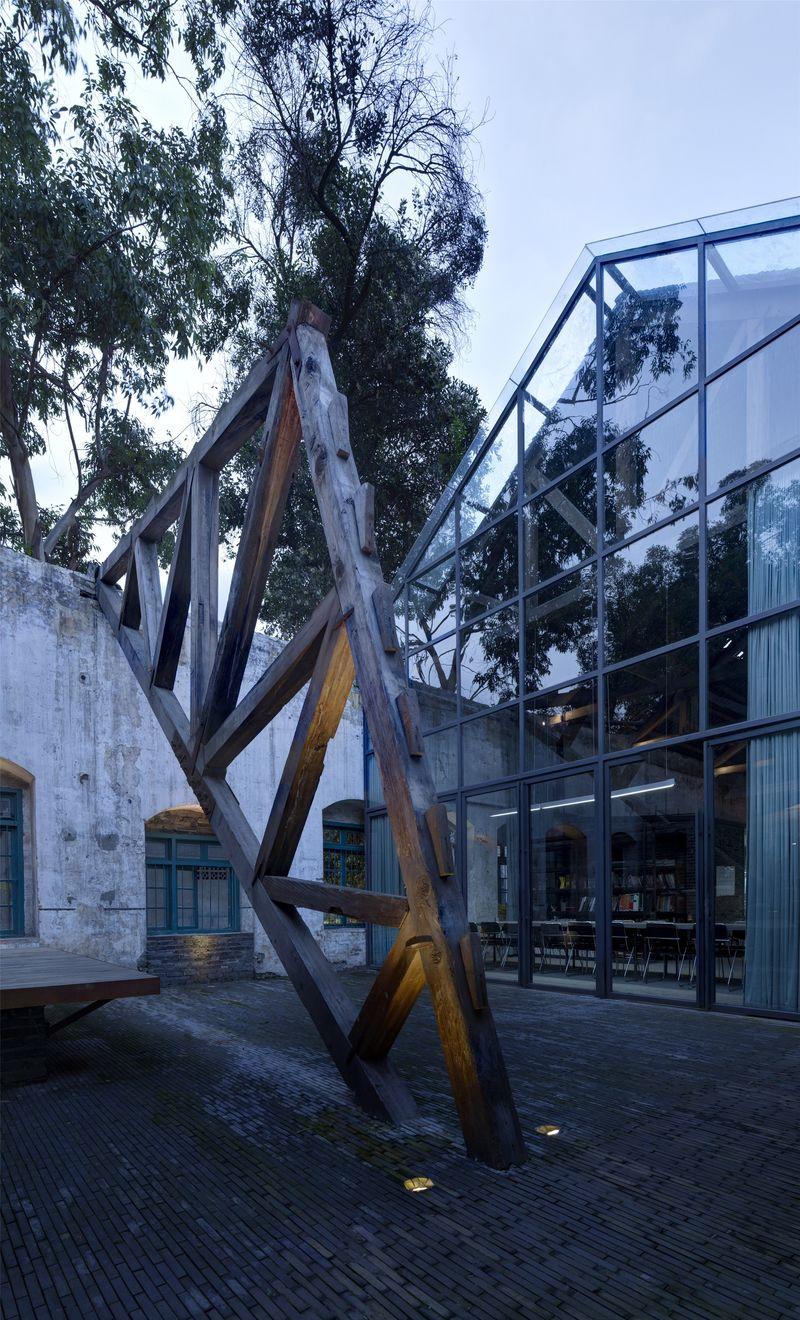 成都白药厂旧仓库的创意改造-22