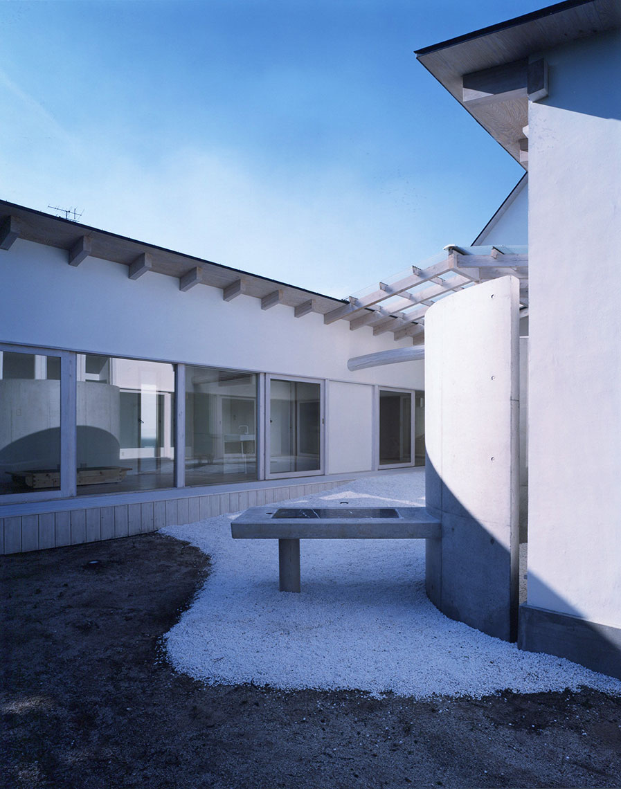 自然を内包する家   House with Natural Kouichi Kimura Architects-10