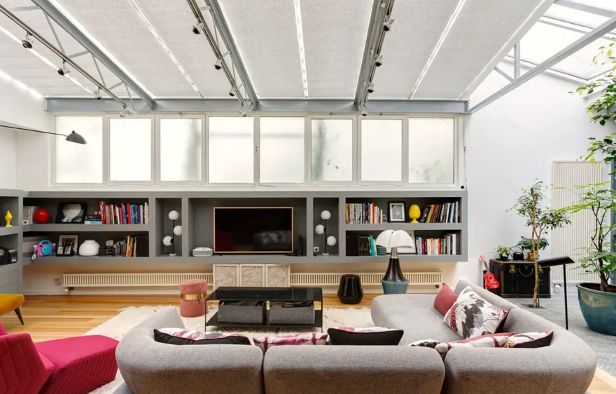 巴黎中心,工业风家庭复式公寓的完美改造-7