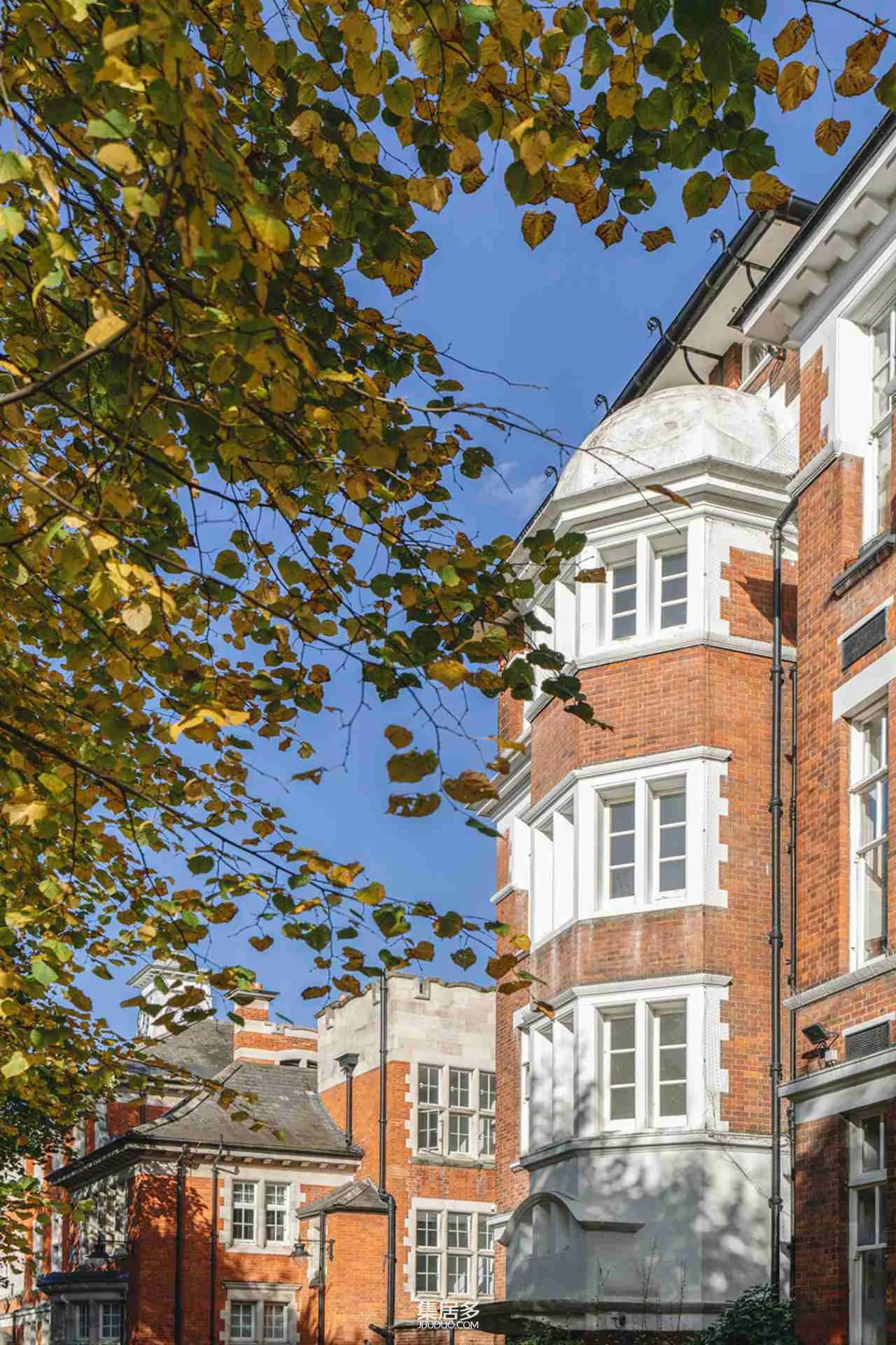 伦敦历史医院大楼中的现代明亮公寓丨英国伦敦-27