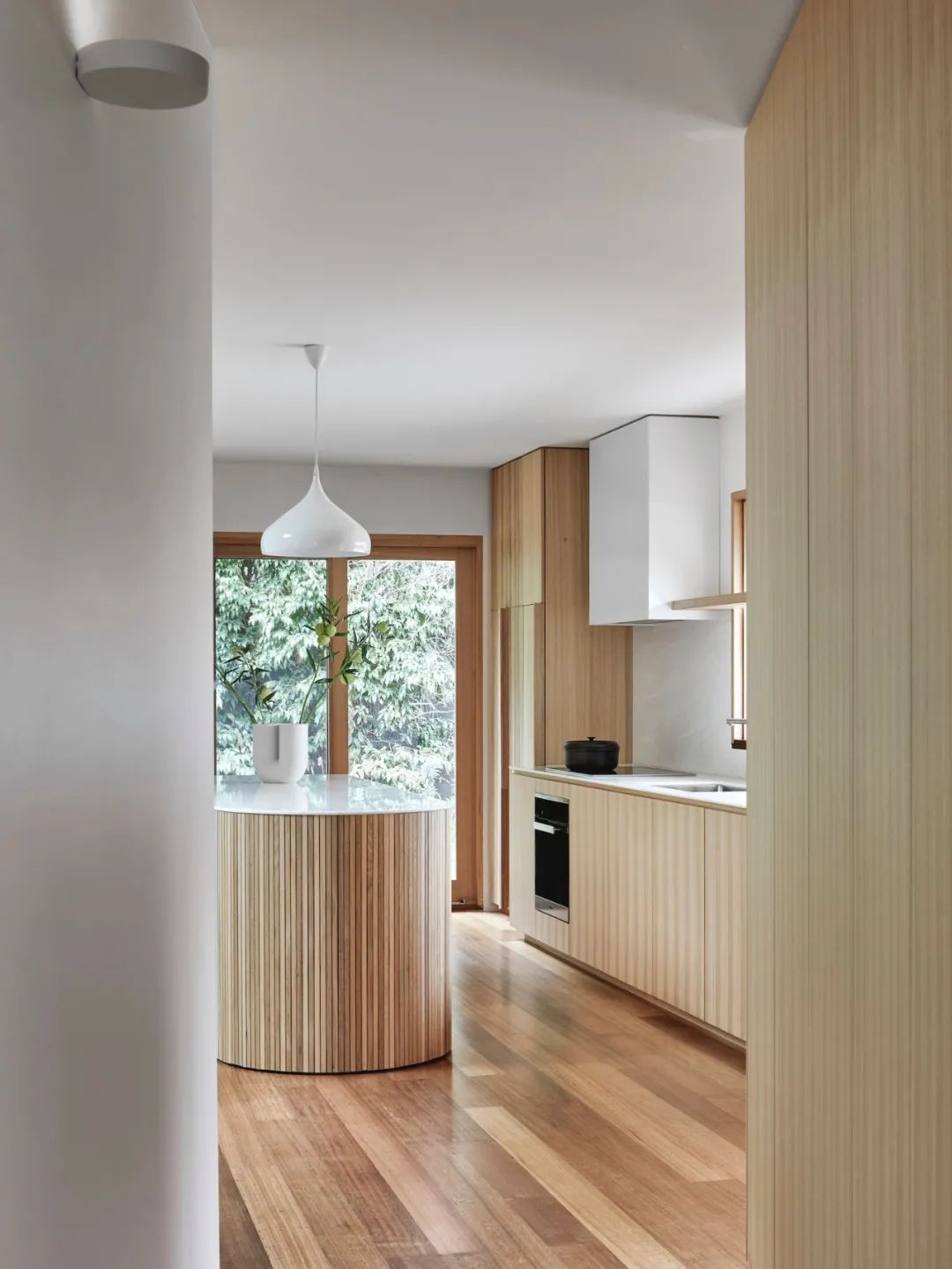 墨尔本设计女神 Melanie Beynon 的永恒优雅之作-61