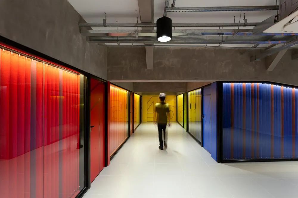 巴西 Insole Energia Solar 总部丨Mobio Arquitetura-11