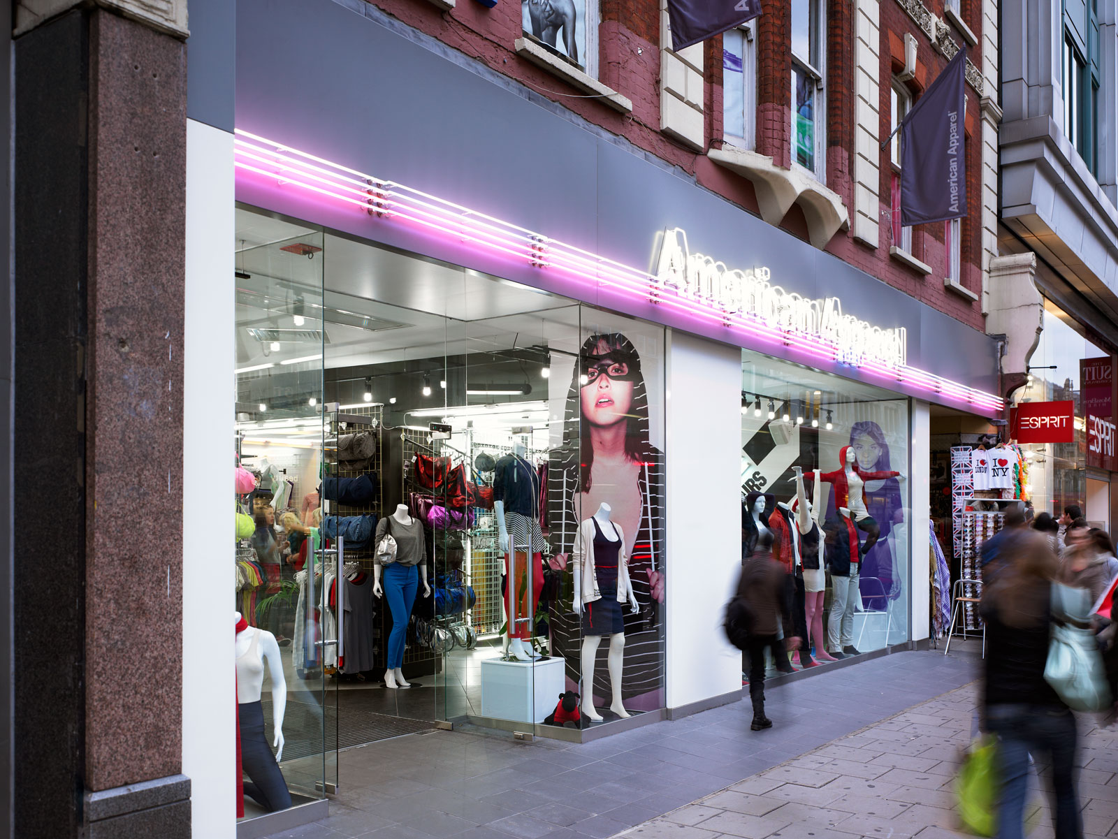 American Apparel: Oxford Street | Circular-30