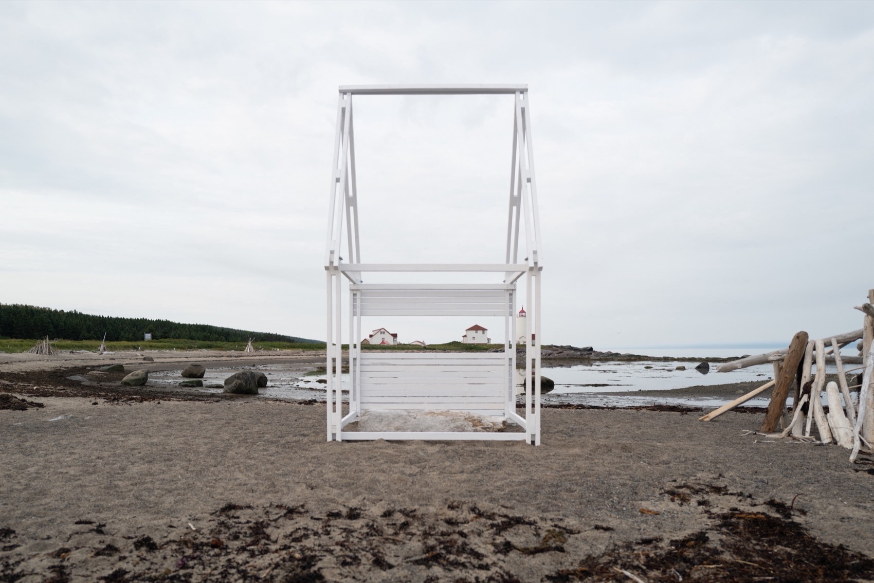 与绿岛居民共创的“烟熏屋”临时装置丨加拿大丨Atelier Pierre Thibault-95