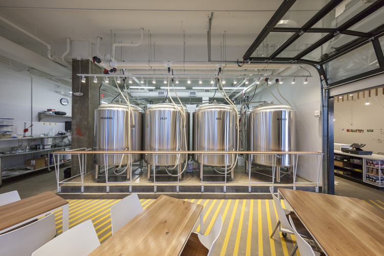 布洛姆米德沃克斯-16