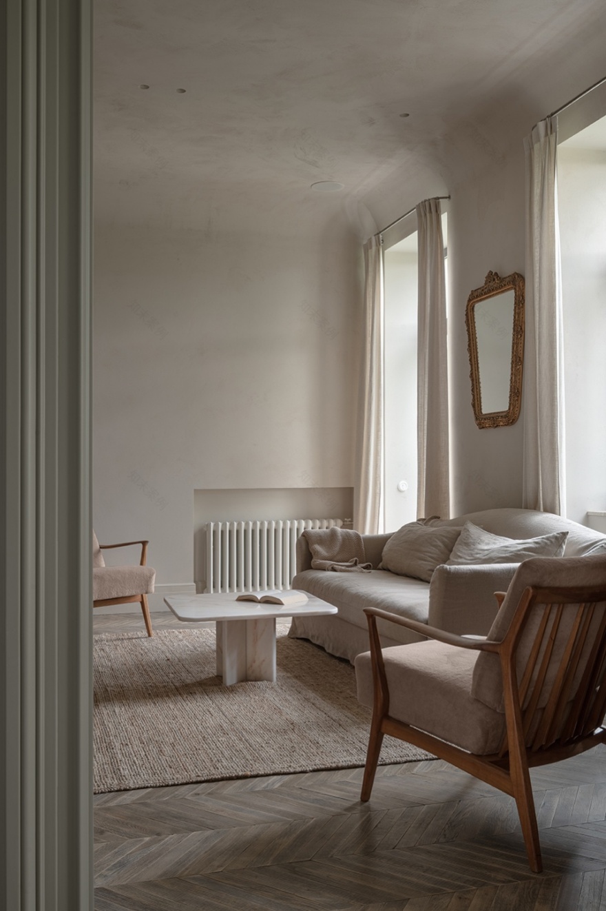 基辅 SEMEREY 公寓 | 复古巴黎风设计惊艳翻新-45