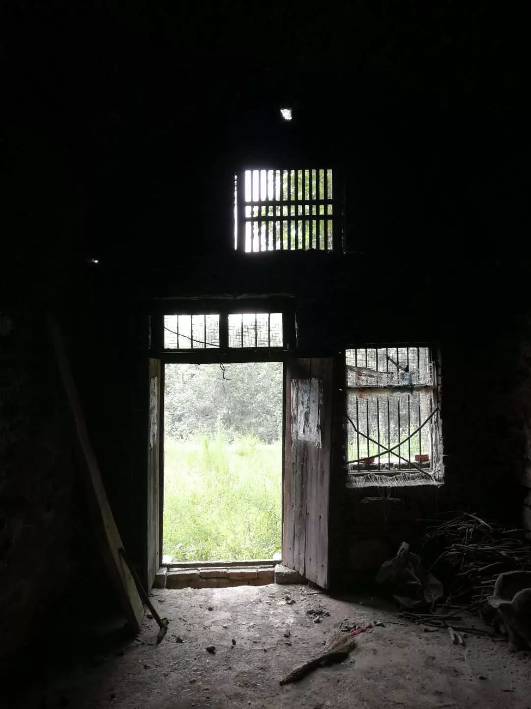 若是远行客，那便尽赏山间白月光——「了忘谷」民宿-56