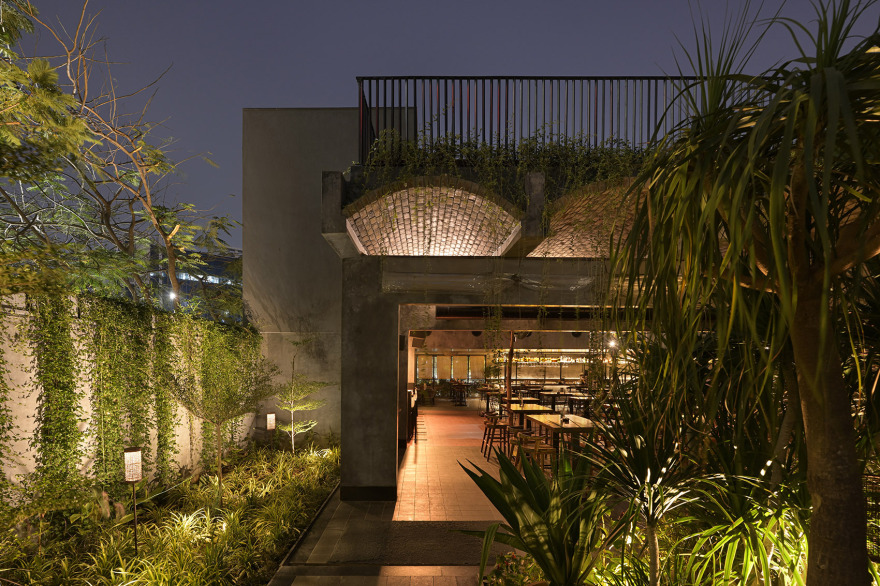 Tabula Rasa 2·0餐厅丨印度丨23 Degrees Design Shift-44