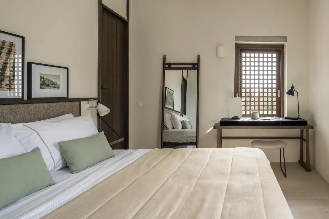 原木极简度假别墅丨Desypri Misiaris Architecture-23