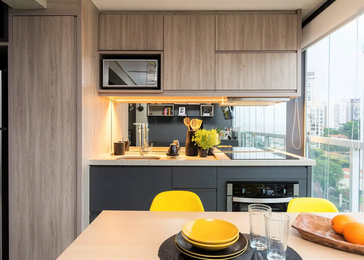 巴西 34m2 时尚简约工作室，色彩鲜明分区巧妙-3