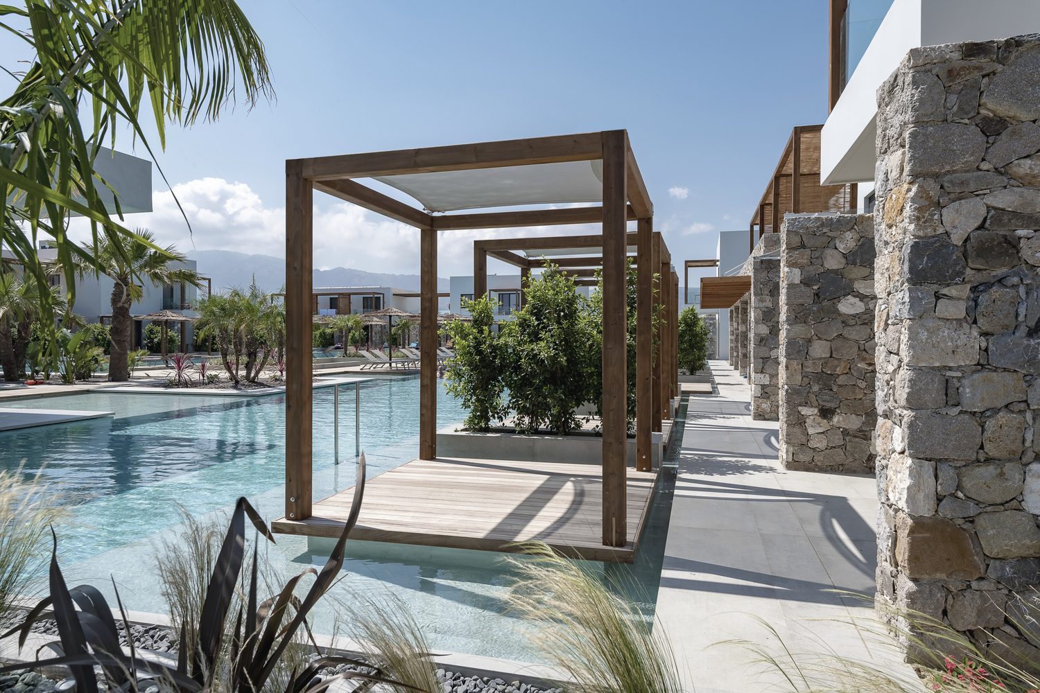 卡拉维亚海滩初级套房餐厅-9