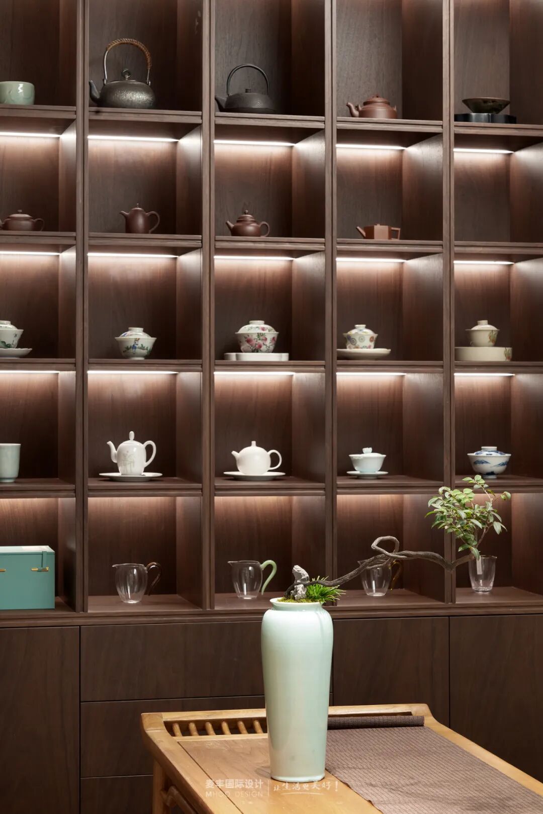 MHOO|珊瑚世纪300m²现代禅意：光影流转逸趣生-67