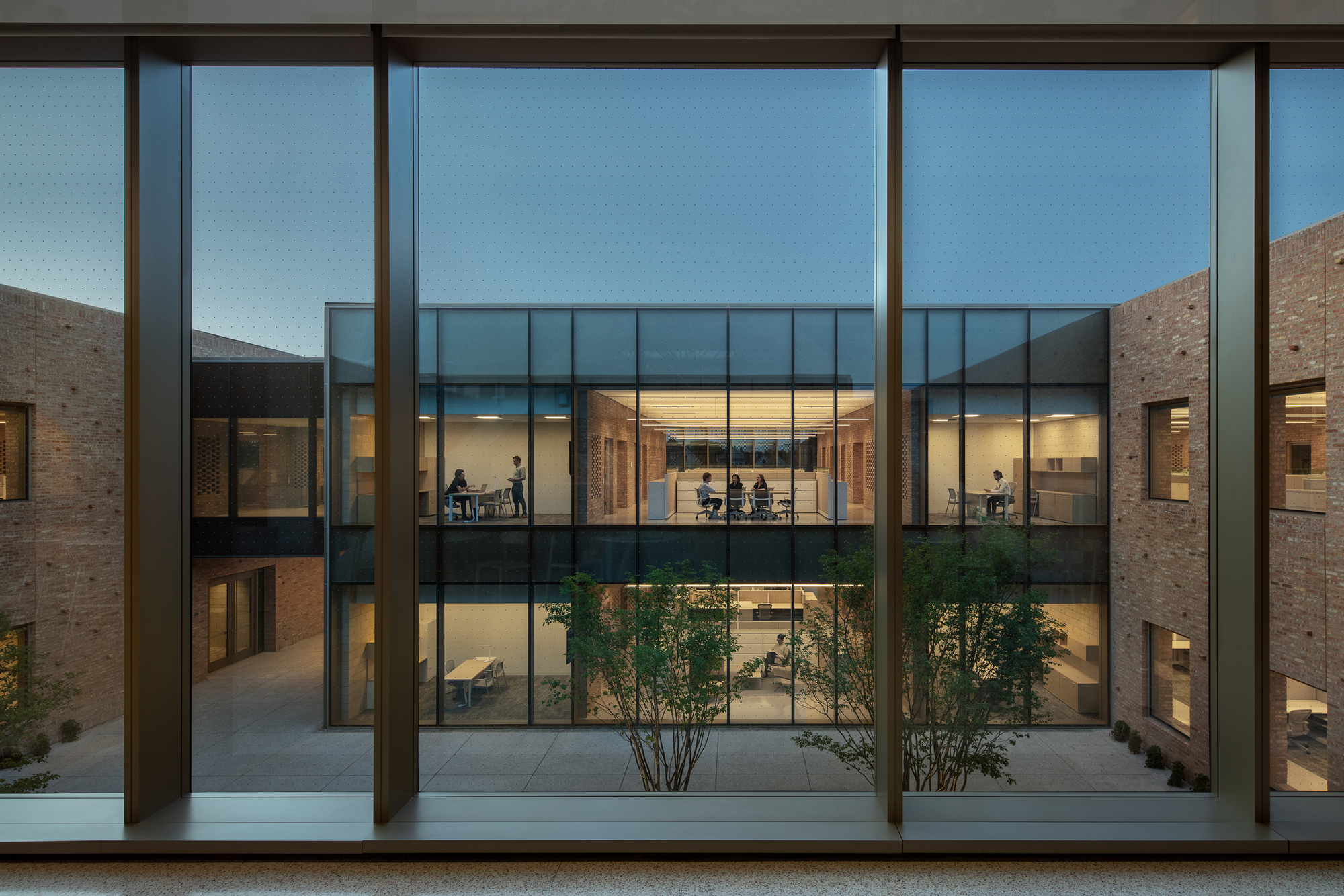 芝加哥公园区总部和体育馆丨美国芝加哥丨John Ronan Architects-40