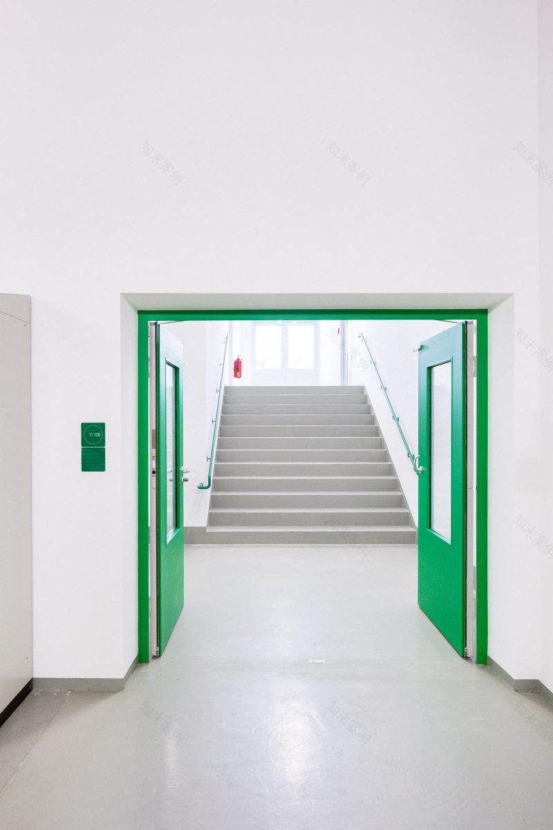 化学系楼内新研讨室及紧急楼梯与出口丨德国慕尼黑丨Lea Soltau,Florian Fischer-10