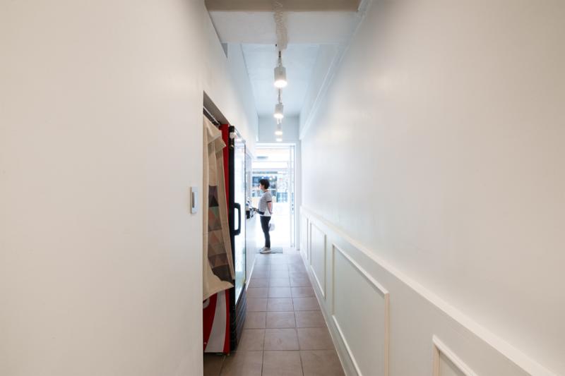 简约 8 坪韩式快餐店设计，空间利用的极致展现-7