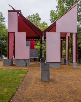 居家建筑展展示"人本"住房原型