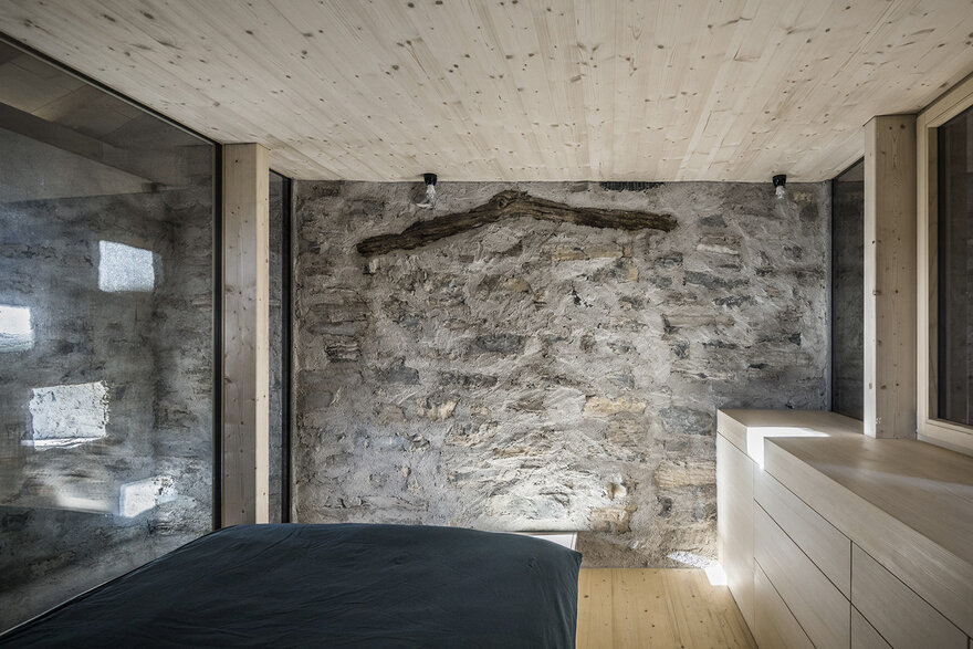 瑞士山间古宅变身为度假胜地-36