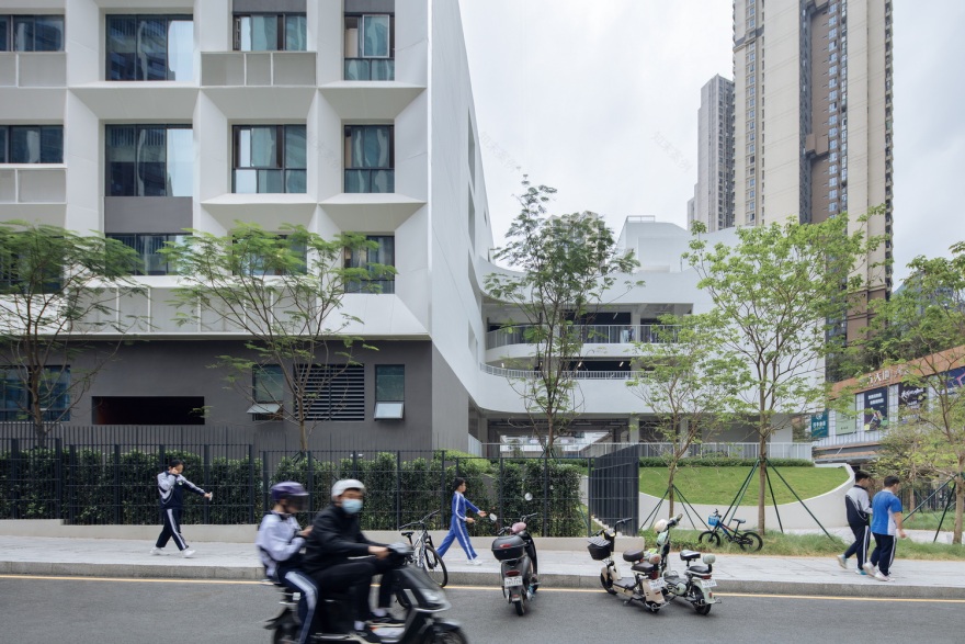 深圳市龙华区创新实验学校(初中部)丨中国深圳丨筑博设计联合公社+厘米制造-20