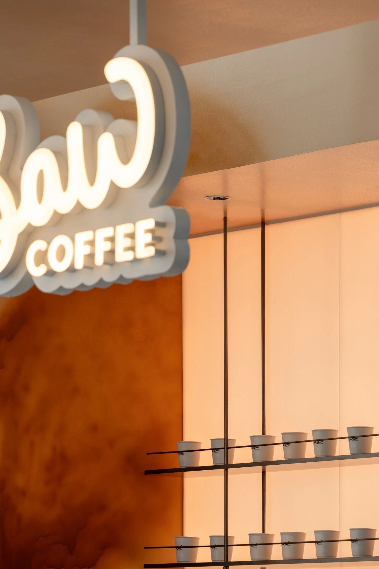 长沙世茂环球金融中心Seesaw咖啡丨中国长沙丨紫宇宙商业全案设计-14