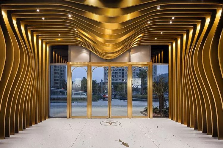 Topos Design Clans设计完成海洋为主题的餐厅-5