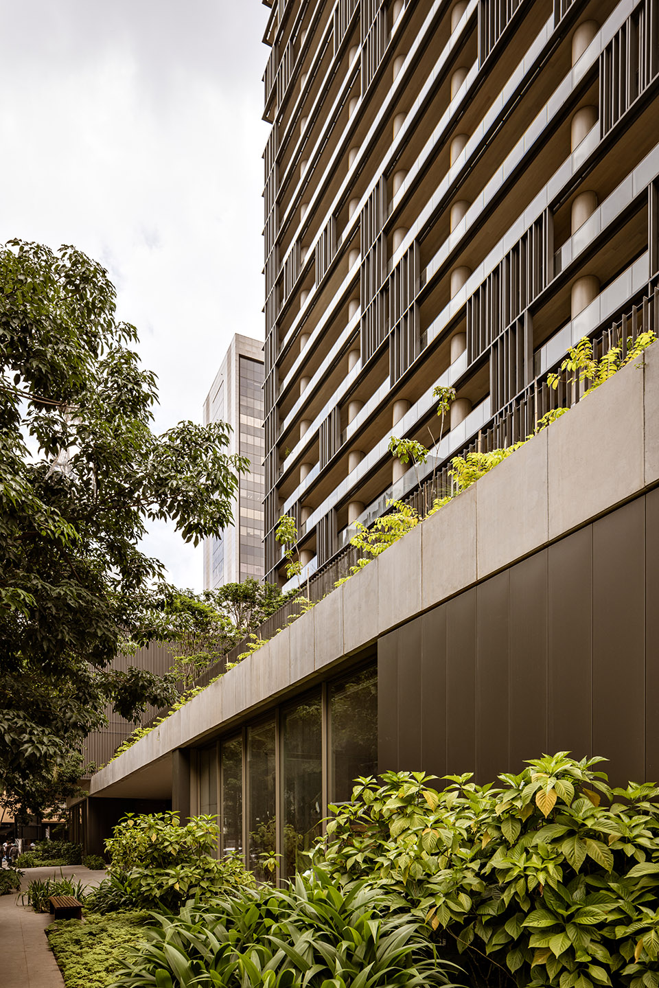 Praça Henrique Monteiro多功能综合体丨巴西圣保罗丨Arthur Casas-174