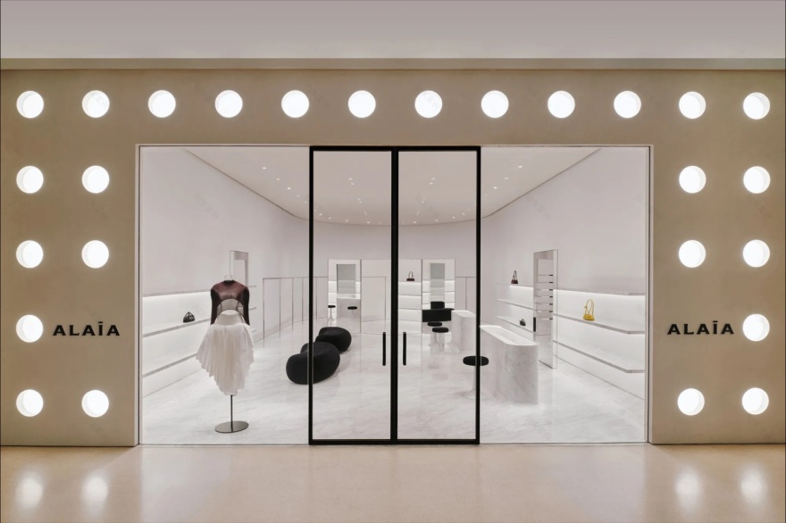 哈勒勒德设计的阿莱亚(ALAÏA)商店丨泰国曼谷-10