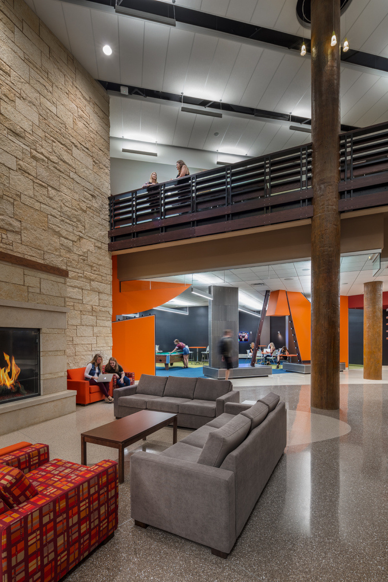 威斯康星大学·拉克罗斯“U”学生联盟中心-7