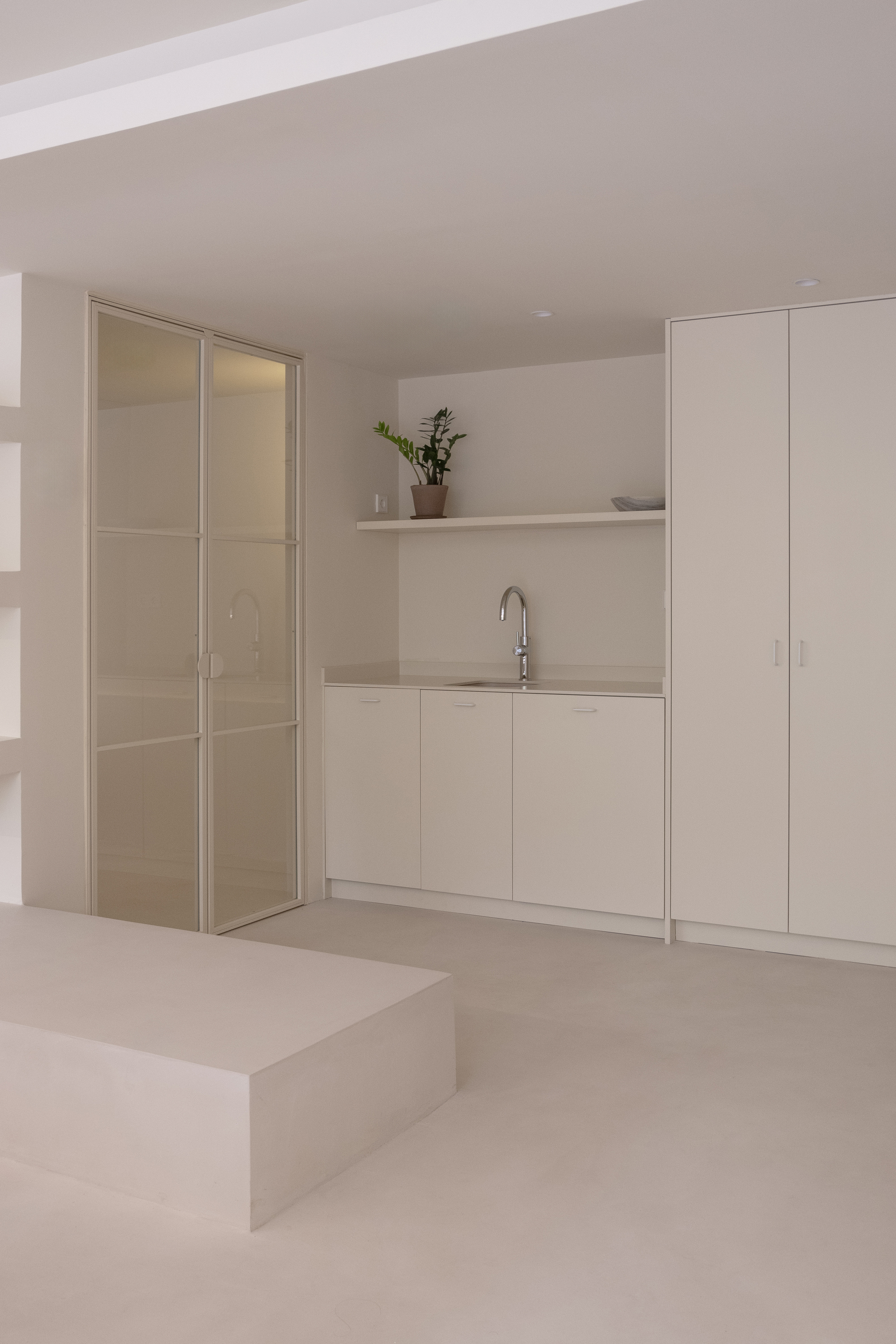 非白色办公室丨西班牙巴塞罗那丨brenzo-19