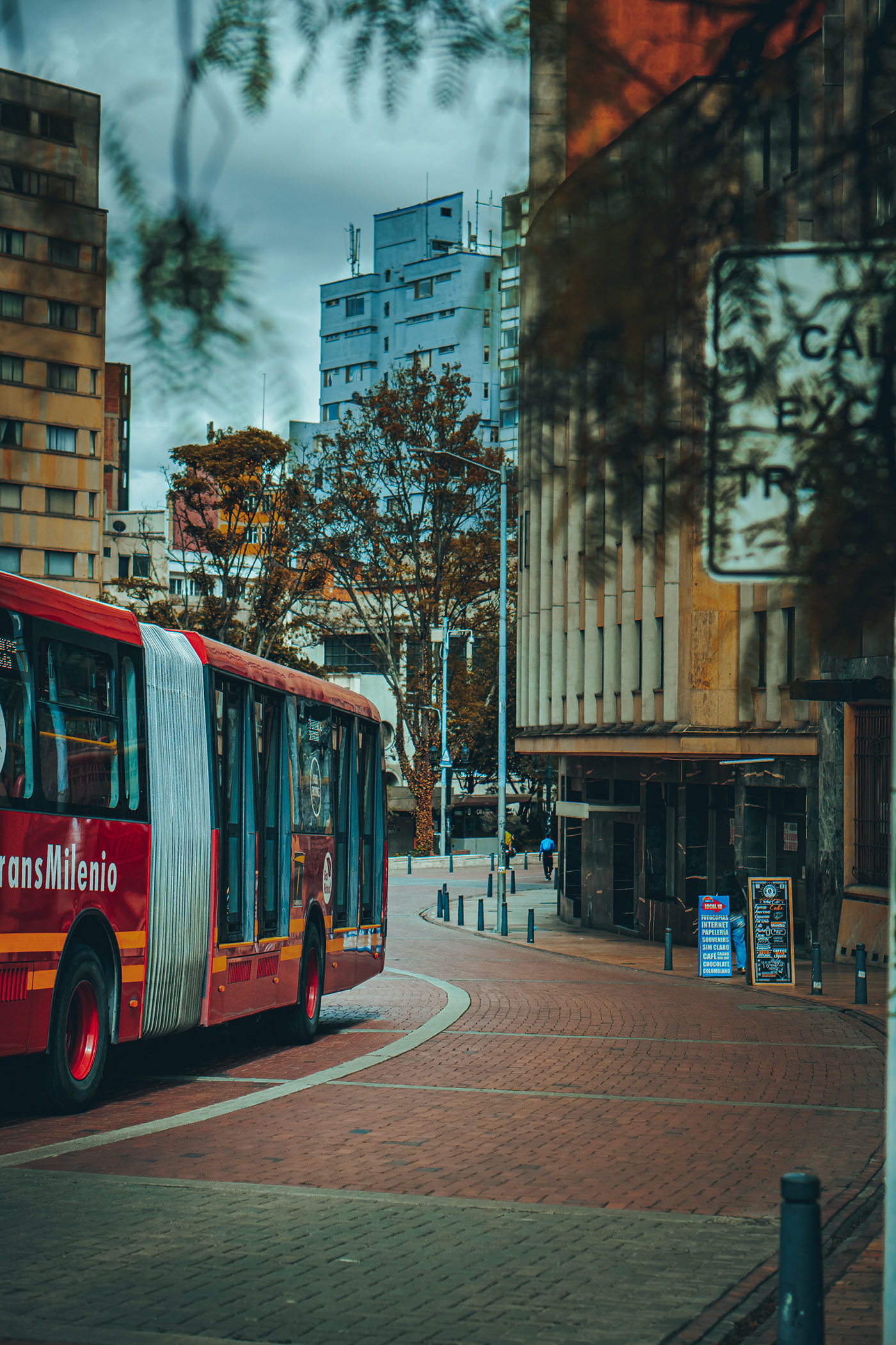 哥伦比亚波哥大“环境轴”街头景观设计-8