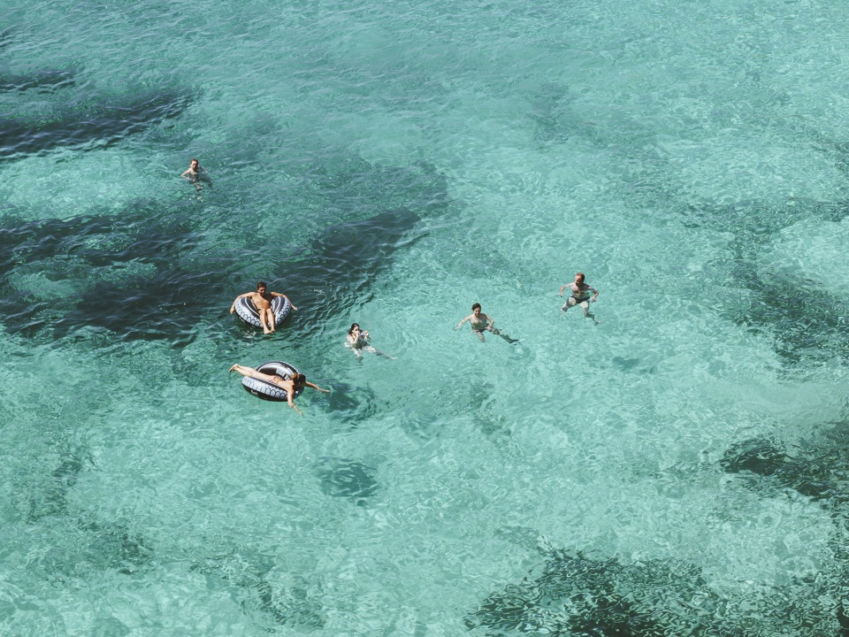 独特视角下的圣塞巴斯蒂安城市与海滩-24