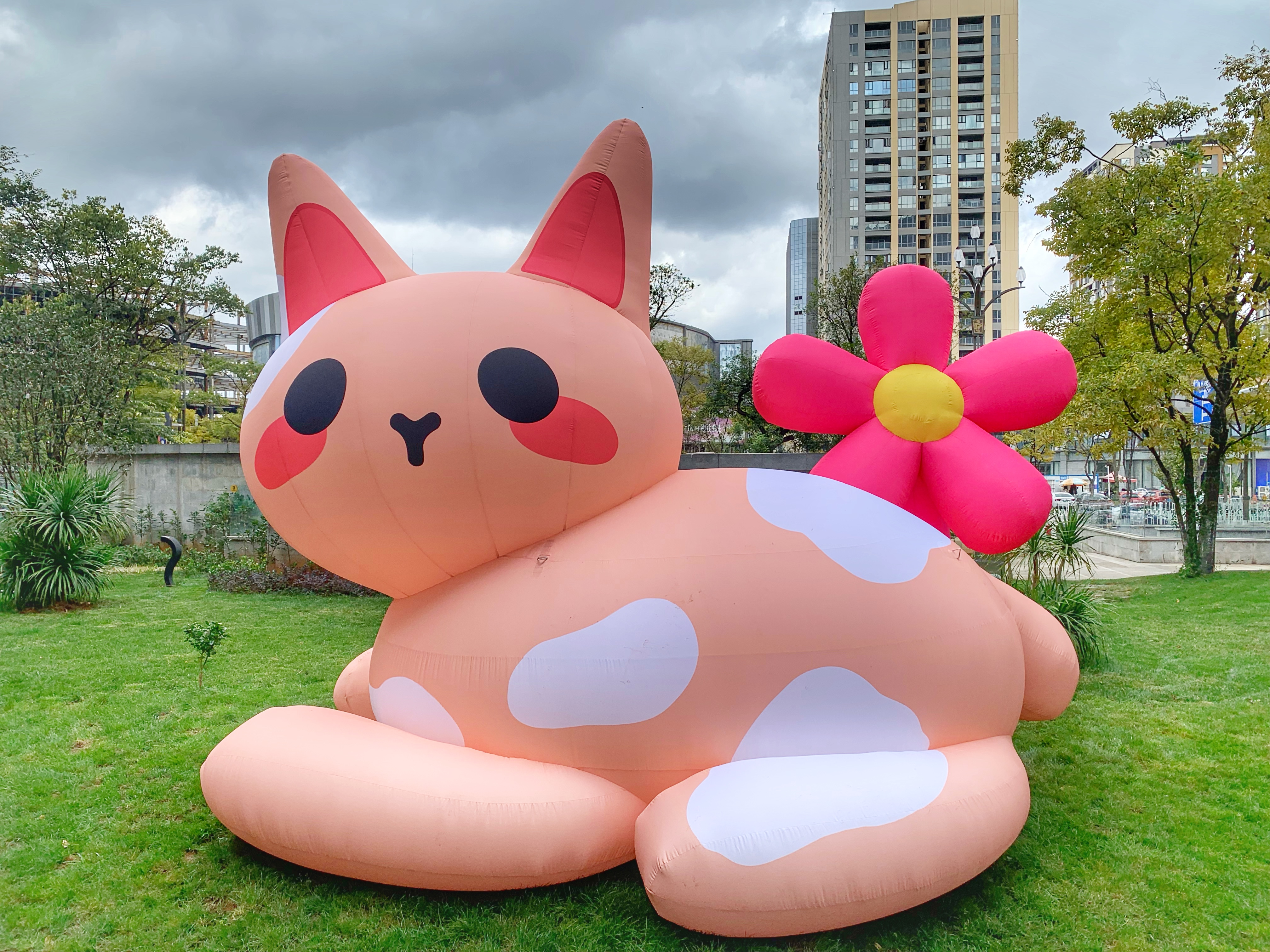 与喵的日子里 IP气模美陈装置展-24