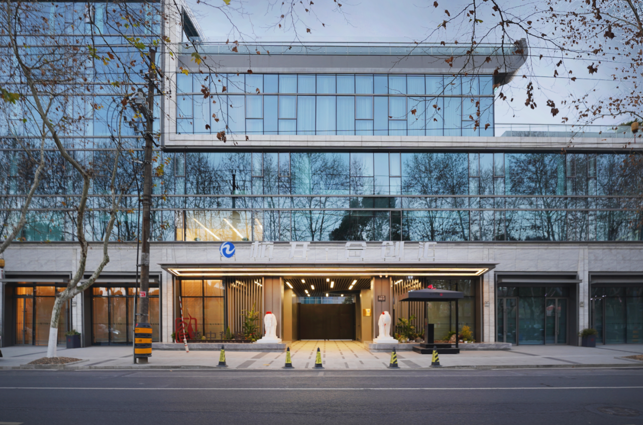 笔中有鹤（江山）度假酒店丨中国衢州丨浙江安地建筑规划设计有限公司,杭州器合设计科技有限公司-24