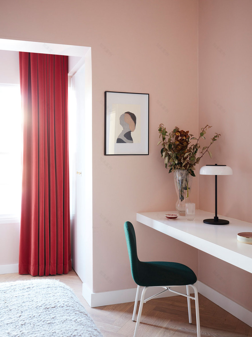 悉尼邦迪海滩彩色度假屋设计-13