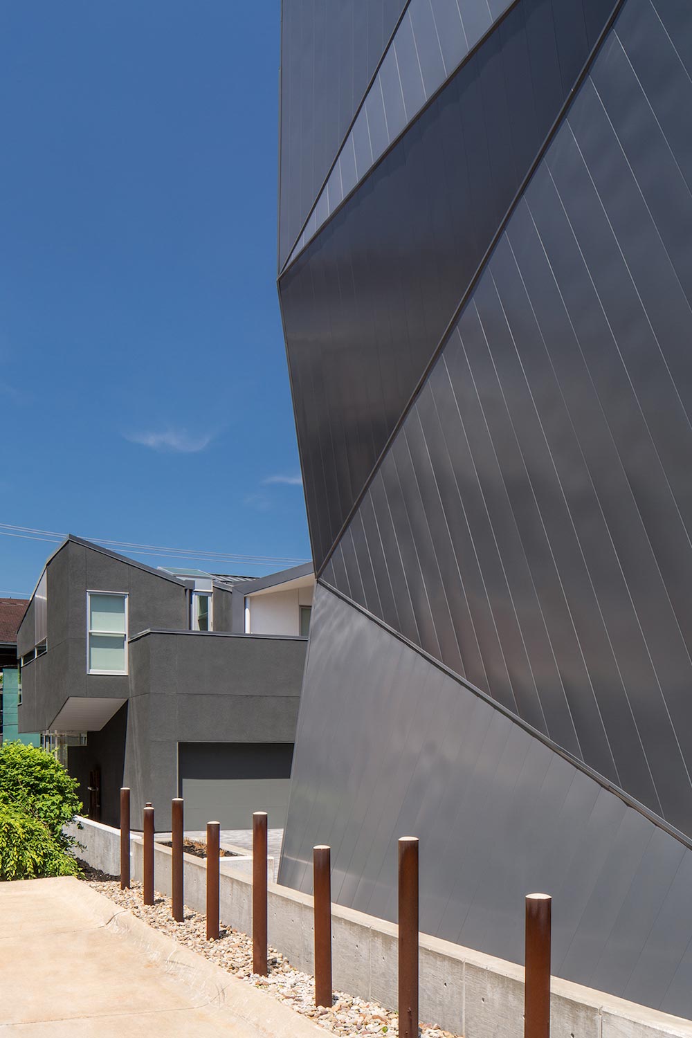 罗伯特·马施克建筑师打造的城市中的私密住宅-12