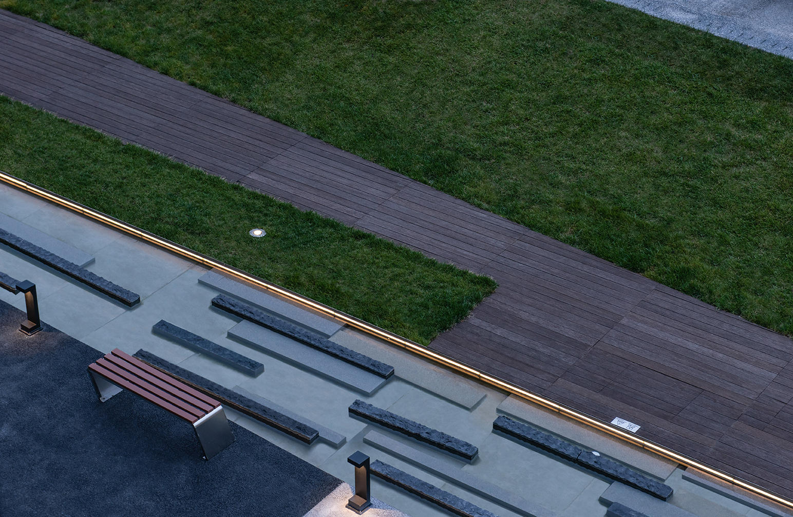 北京五棵松华熙Live中心丨WSCAPE 望境景观设计（北京）有限公司-40