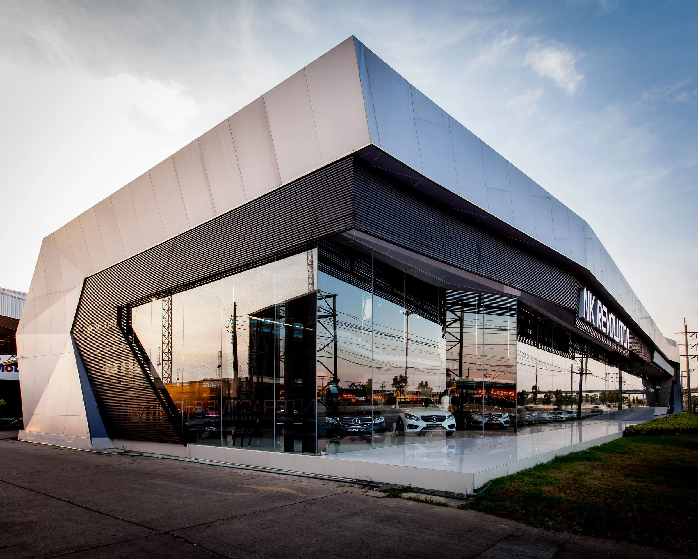 NK Revolution 汽车展厅丨泰国曼谷丨VaSLab Architecture-19